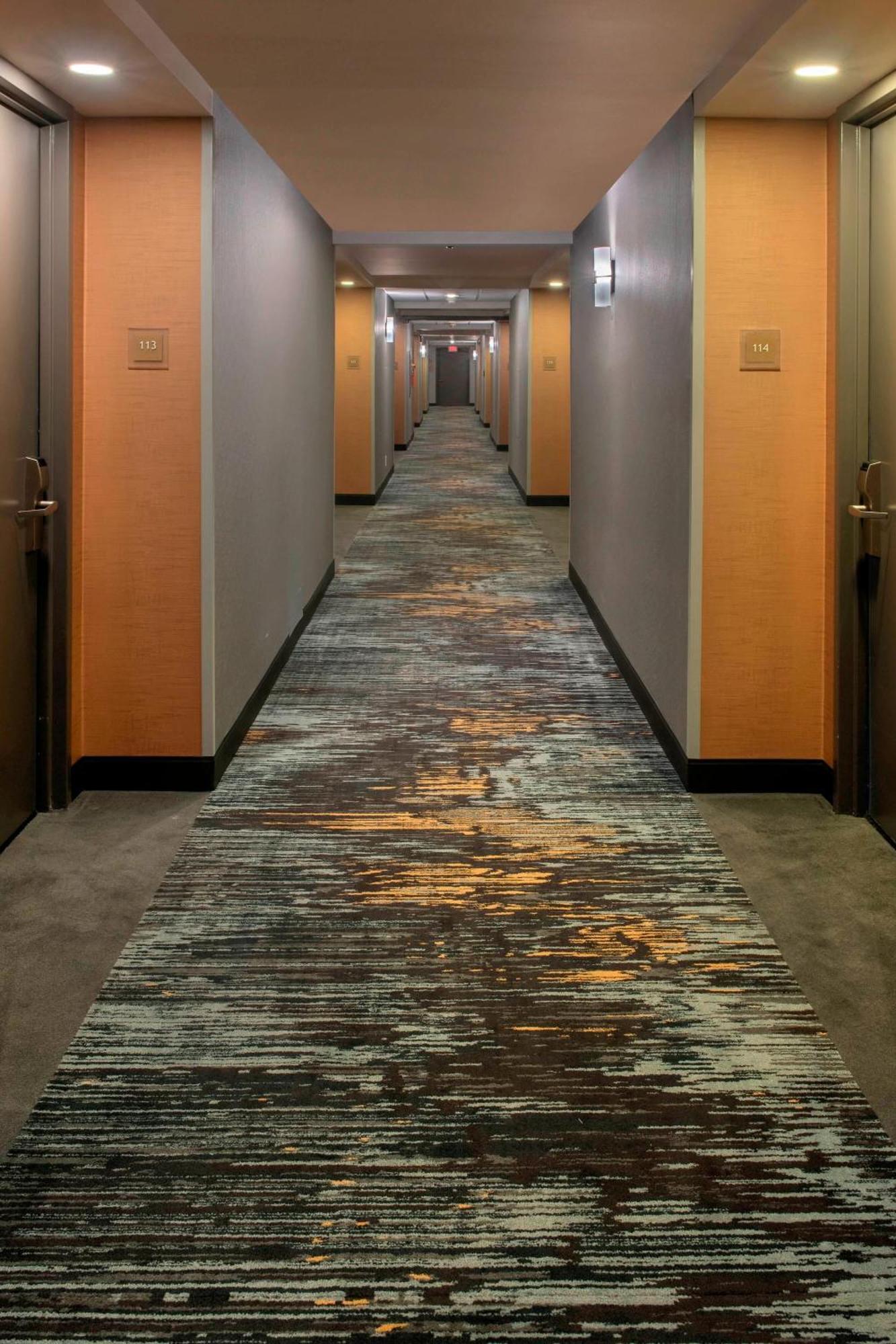 Hotel Four Points Philadelphia Northeast Exterior foto