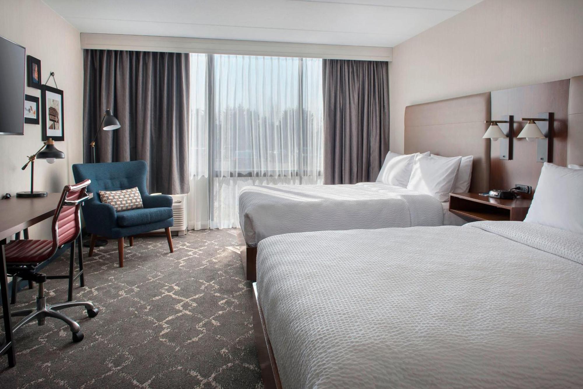 Hotel Four Points Philadelphia Northeast Exterior foto