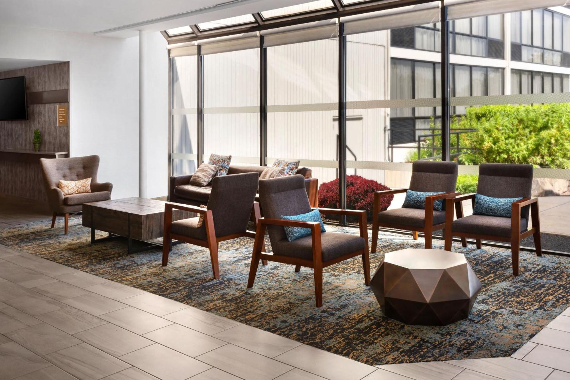 Hotel Four Points Philadelphia Northeast Exterior foto