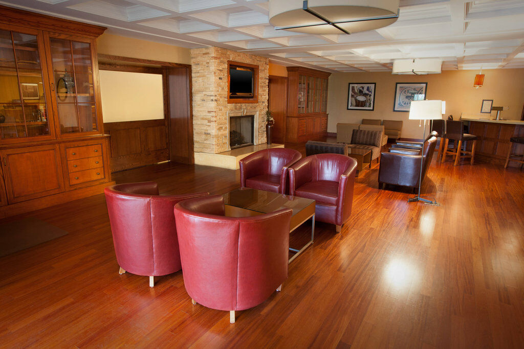Hotel Four Points Philadelphia Northeast Exterior foto
