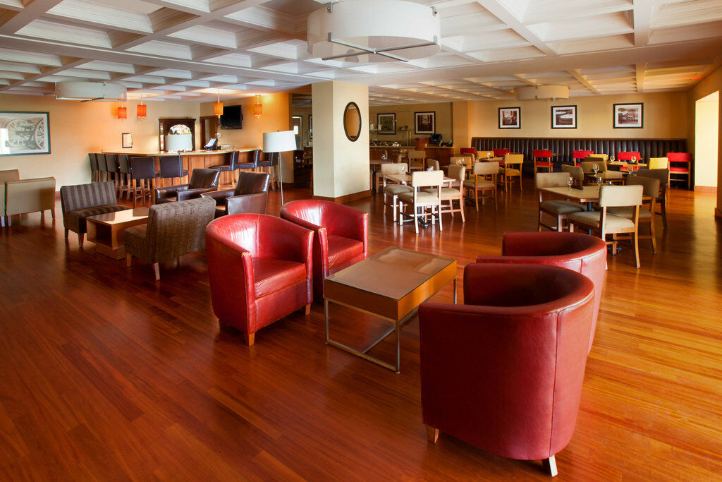 Hotel Four Points Philadelphia Northeast Exterior foto